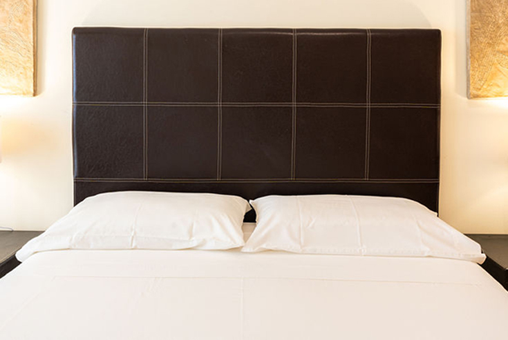 Habitación matrimonial en uno de los Alojamientos de Apartamentos y Villas El Sultán